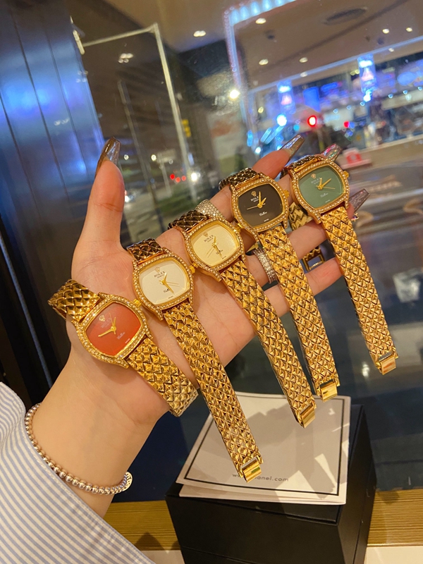 ブランド時計正面デザイン